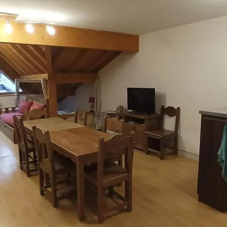 Grand Loft Ideal Pour Les Familles Ustou